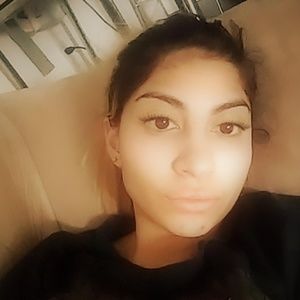 Meet your Posher, Loren